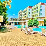 Apartman Grand Kamelia Sunny Napospart