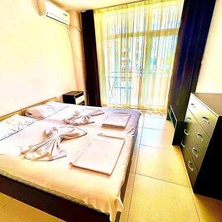 Grand Kamelia Sunny *