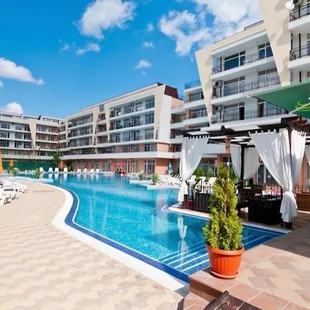 Grand Kamelia Sunny *