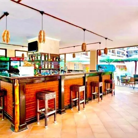 Grand Kamelia Sunny Апартаменты